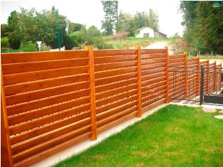 Construim GARDURI din LEMN Masiv cu Sipci Orizontale sau Verticale